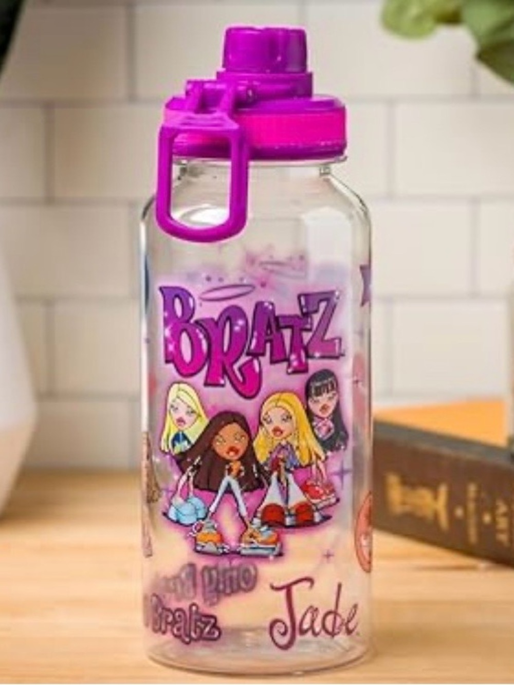 Silver Buffalo Bratz Airbrush Water
Bottle….New